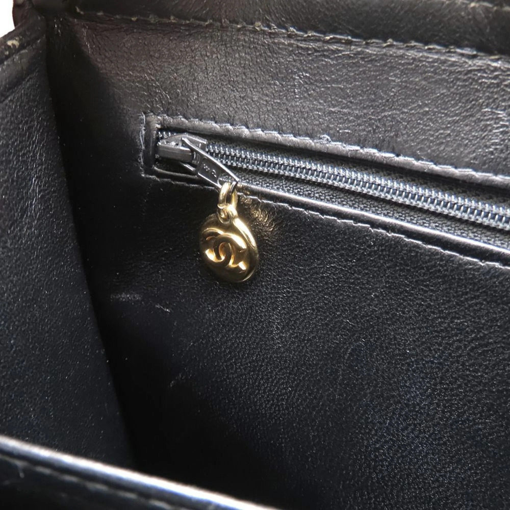 CHANEL Black Lambskin Leather Tote Bag - Picture 7 of 16